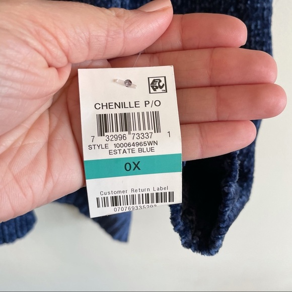 NWT Karen Scott Blue Chenille V-neck Sweater - Picture 4 of 6